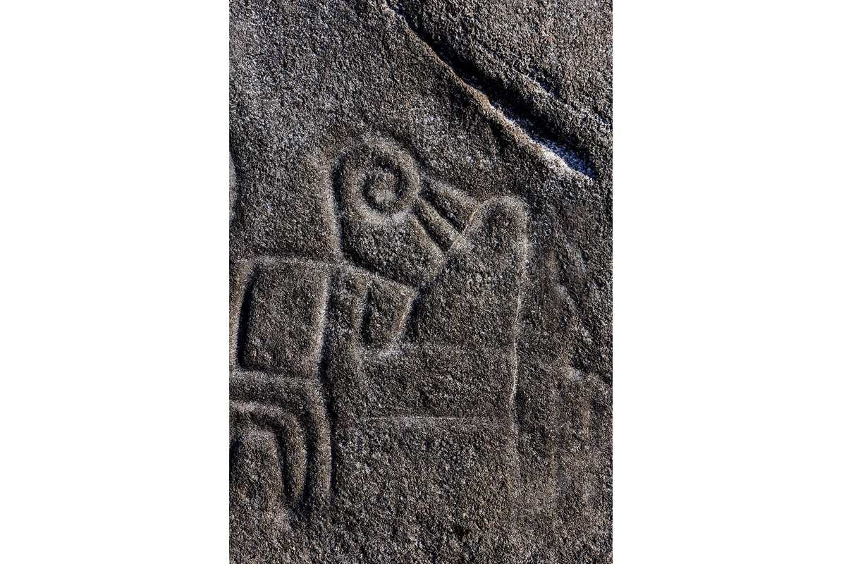 petroglifos-rio-negro-Raoni-Valle